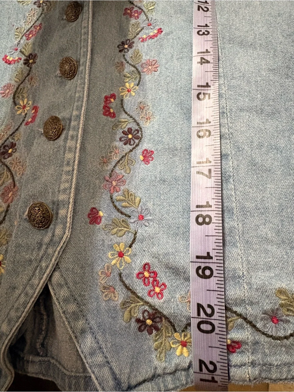Northern Treasures Floral Embroidered Denim Vest Women’s M - Picture 6 of 7
